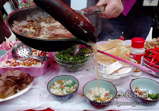 汉族油茶，色香味俱全